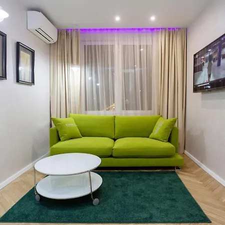 Apartament U Parka Chelyuskintsev *